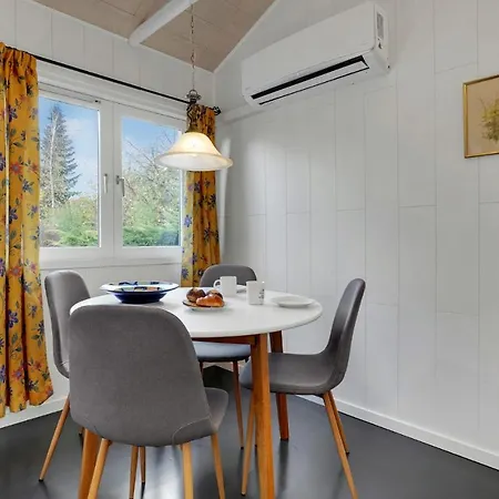 Holiday home Awesome In With Wifi